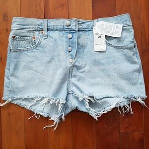 Levi's 501 Jean short NWT